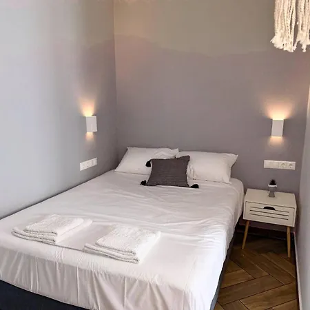 아파트 Amfitriti 30meter To Beach, 6min Old Town, 2bd 4pl *