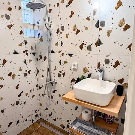 公寓 Amfitriti 30meter To Beach, 6min Old Town, 2bd 4pl