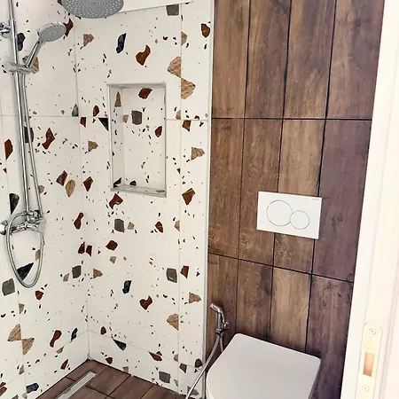 Apartment Amfitriti 30meter To Beach, 6min Old Town, 2bd 4pl *